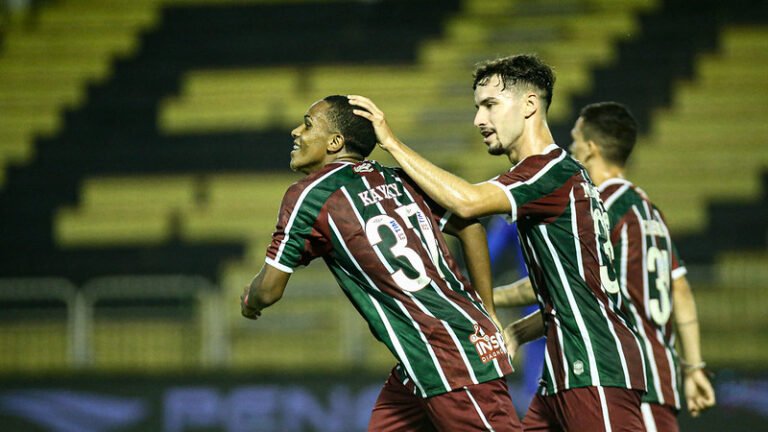 Campeonato Carioca: Fluminense vence Nova Iguaçu e permanece no G-4