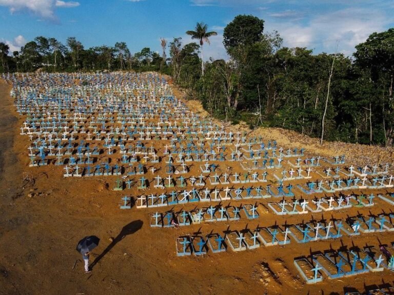 América Latina supera 25 milhões de infectados em meio a avanço desenfreado da Covid-19