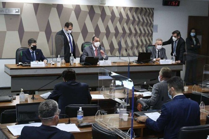 Convocação de governadores na CPI da Covid gera racha no G7