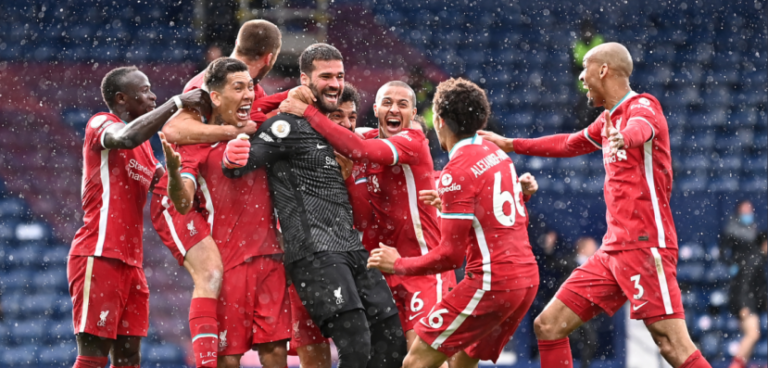 Alisson faz gol no fim e Liverpool vence na Premier League