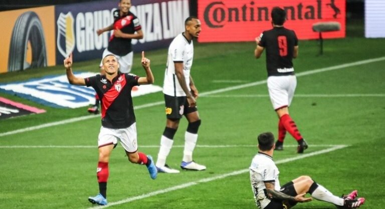 Corinthians perde para o Atlético-GO na Copa do Brasil