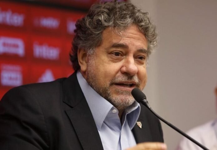 Júlio Casares explica os detalhes da nova liga no Brasil