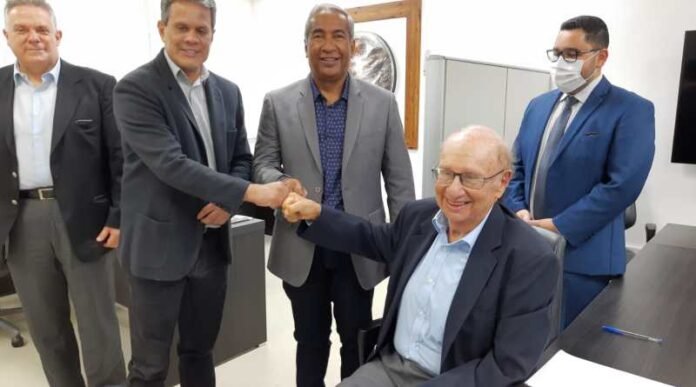 Prefeitura e Unigel firmam parceria em Laranjeiras