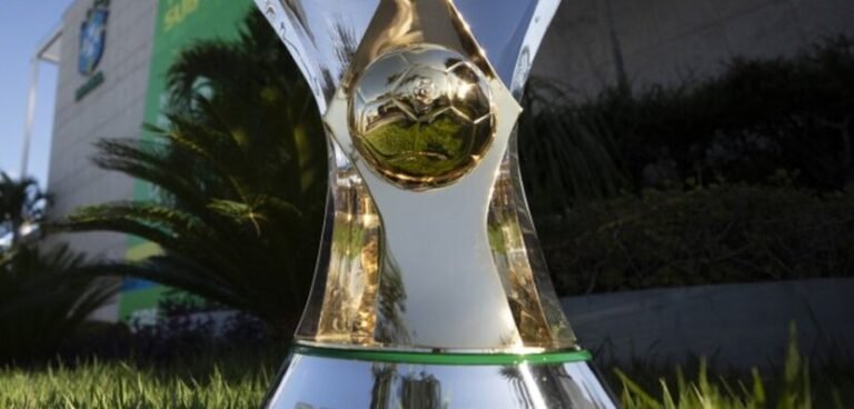 Time da Série A faz acerto com bilionário para virar clube-empresa