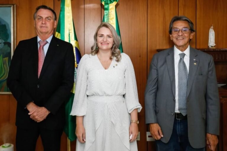 PTB sinaliza para Bolsonaro com promessa de ‘carta branca’