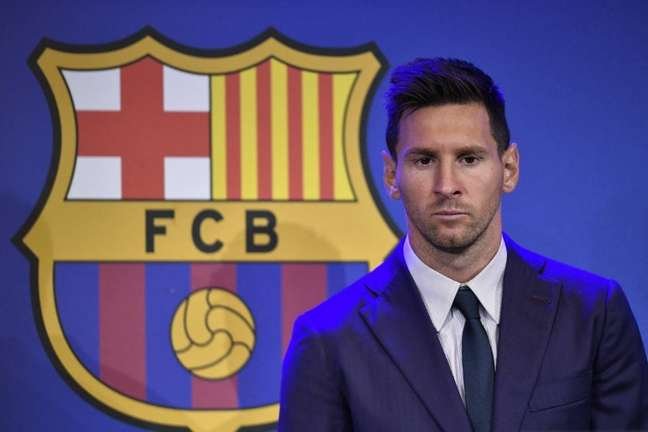 Messi revela que pretende retornar para o Barcelona