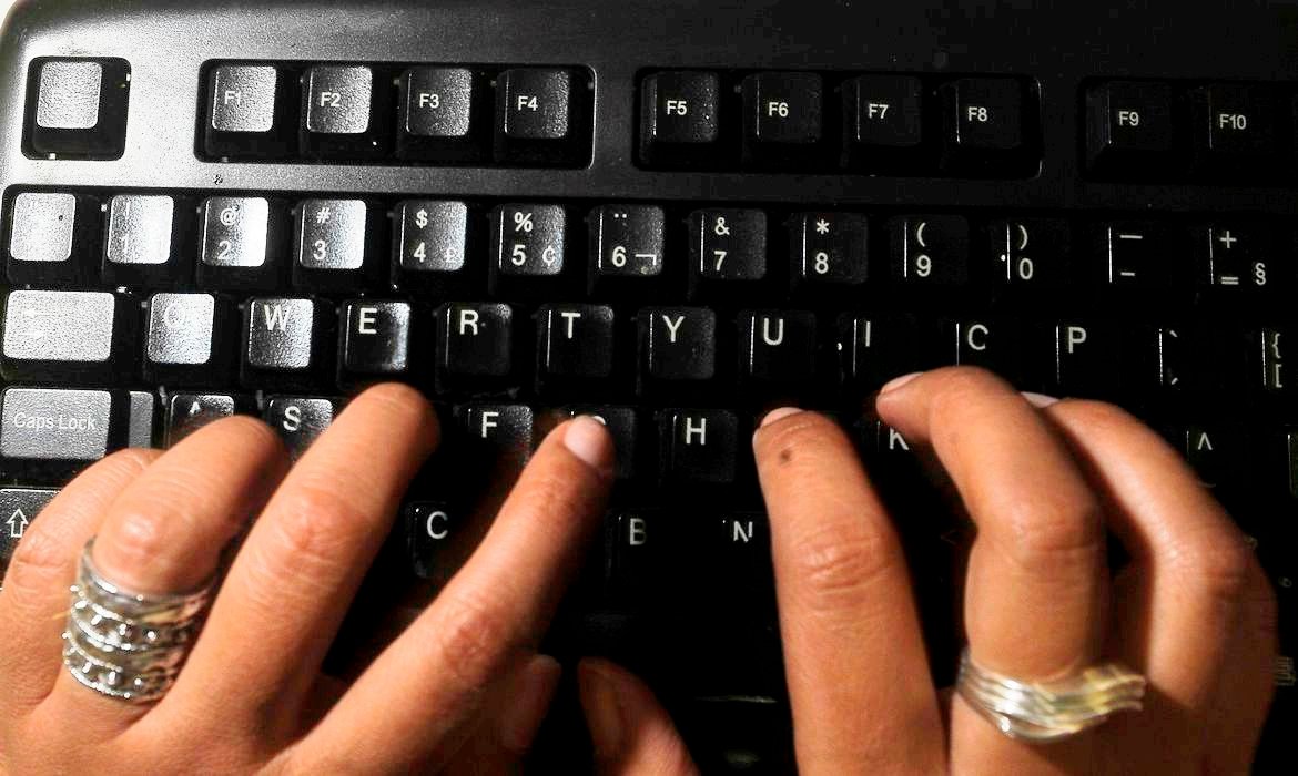 Presidente do IBGE divulga informações sobre Censo 2022