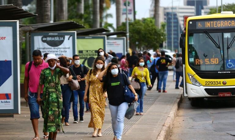 Covid-19 causa 406 novos óbitos nas últimas 24 horas no país