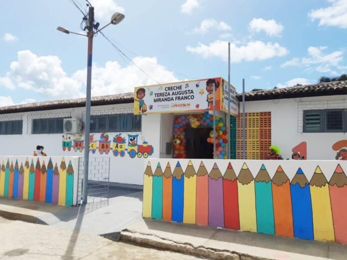 Prefeitura de Laranjeiras revitaliza creche Tereza Franco