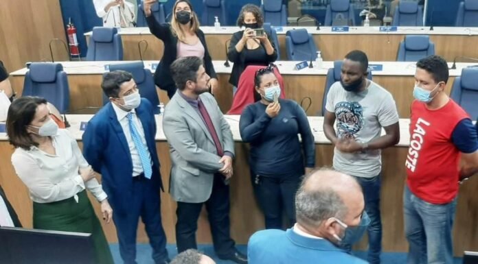 Motoristas de aplicativos fazem protesto contra alta dos preços de Combustíveis