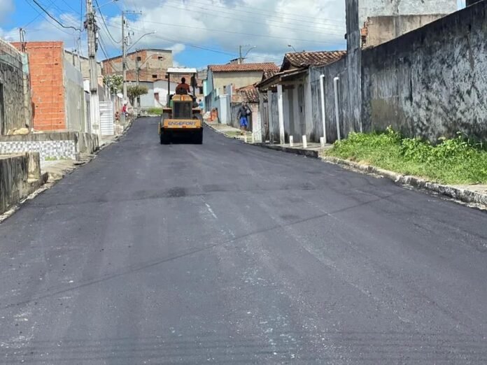 Prefeitura de Laranjeiras realiza ações de mobilidade urbana no Manoel do Prado Franco