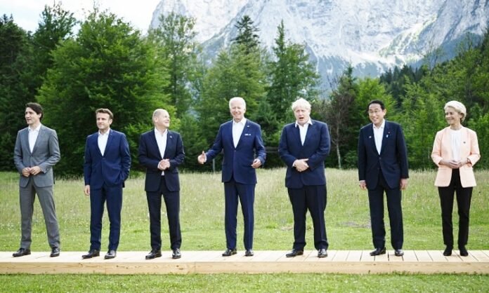 MUNDO: Líderes do G7 mostram união contra Putin e tiram sarro do líder russo