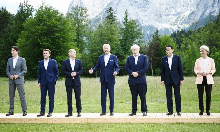 MUNDO: Líderes do G7 mostram união contra Putin e tiram sarro do líder russo