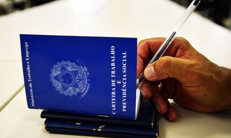 IBGE registra queda no desemprego para 8,9% no trimestre encerrado em agosto