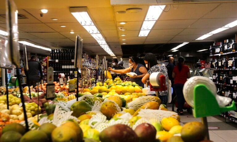 IBGE registra queda de 0,36% na inflação oficial