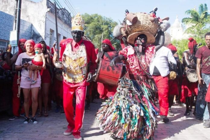 Laranjeiras realiza neste domingo (09) a Festa dos Lambe-sujos x Caboclinhos