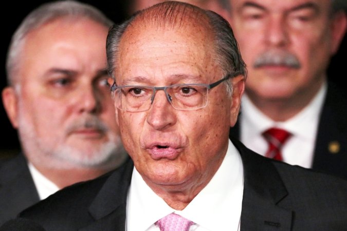 PEC da Transição com cerca de R$ 200 bilhões fora do teto de gastos é apresentada