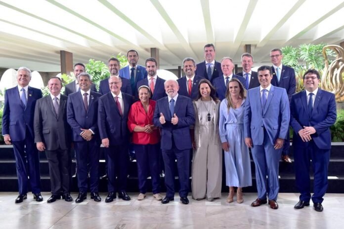 Fábio destaca importância de Canal de Xingó para Sergipe, em encontro de governadores com Lula