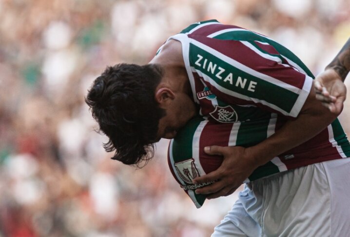 Fluminense vence a Portuguesa-RJ pelo Carioca, com golaço de bicicleta