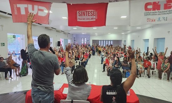 Sintese anuncia paralisação dos professores estaduais