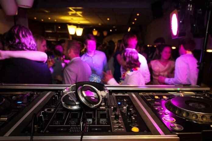 Após passar mal, homem morre durante festa em Aracaju