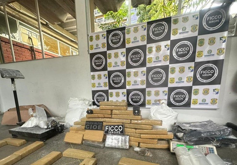 Laboratório de refino de cocaína é fechado pela Polícia em Aracaju