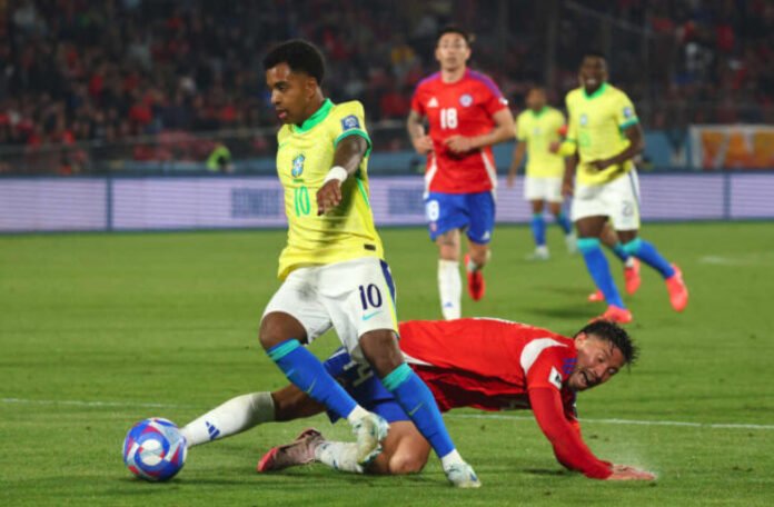 Brasil vence o Chile de virada e sobe para o quarto lugar das Eliminatórias