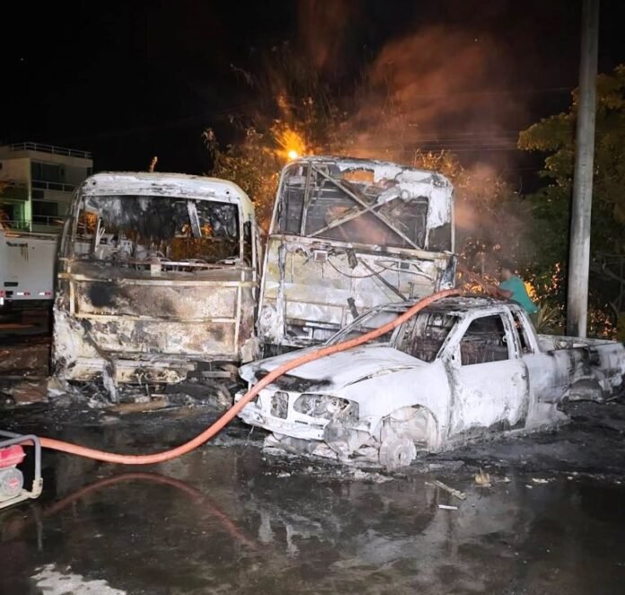 Veículos da Prefeitura de Poço Verde são destruídos em incêndio