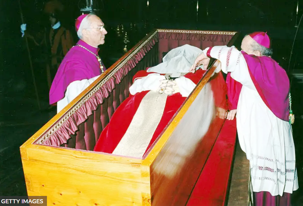 Saiba como Papa Francisco mudou funeral para que não pareça enterro de 'imperador romano'