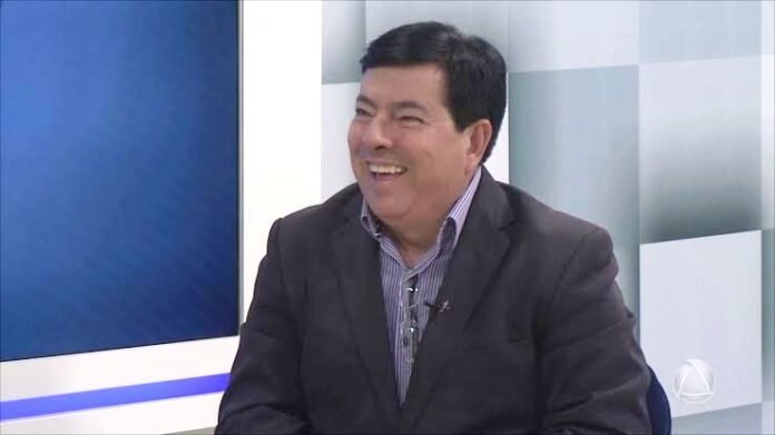 Jornalista André Barros morre aos 61 anos em Salvador