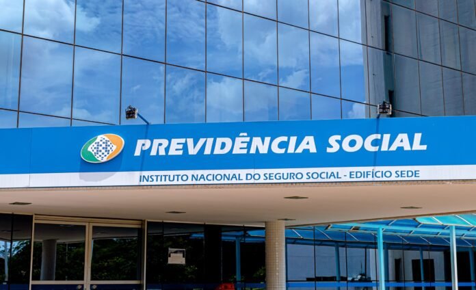 Saiba quem vai pagar a conta da roubalheira bilionária no INSS?
