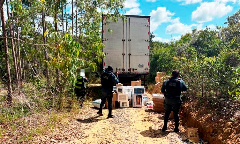 Caminhoneiro é sequestrado na divisa entre Sergipe e Bahia