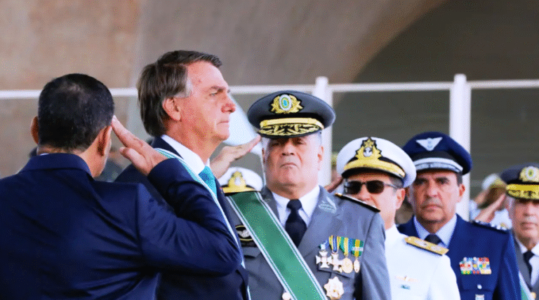 Ex-presidente da República Jair Bolsonaro vai a julgamento nos próximos dias por suposta tentativa de golpe de Estado.