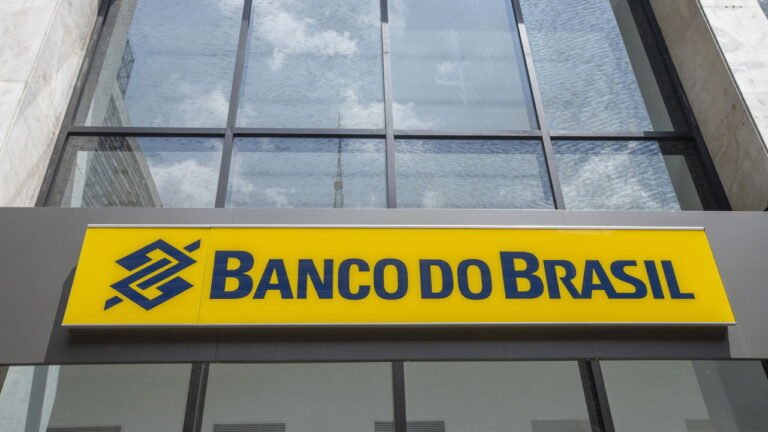 Concurso público de nível médio é anunciado pelo Banco do Brasil