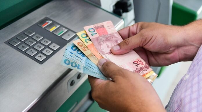 Governo do Estado divulga calendário de pagamento do fim de ano para servidores estaduais