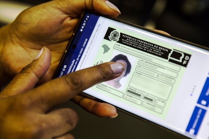 Mais de 1 milhão de pessoas solicitam CNH pela plataforma digital em apenas seis dias