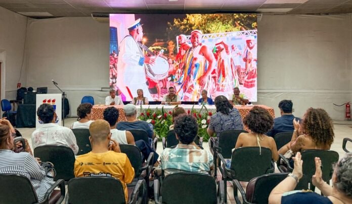Simpósio em Laranjeiras celebra mestres da cultura popular e define tema da próxima edição