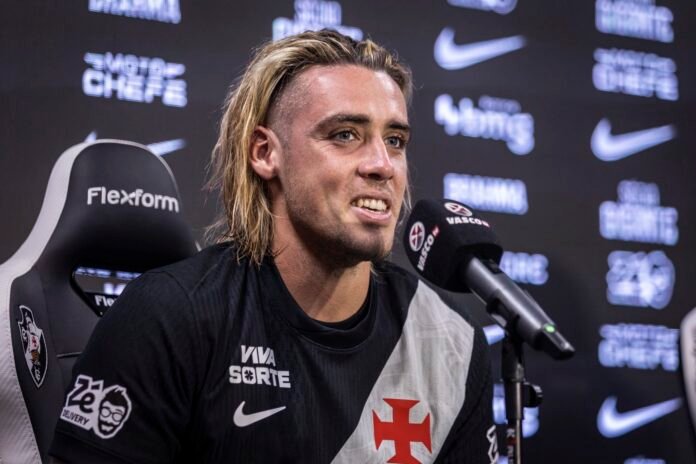 Spinelli marca em São Januário e diz que gol pelo Vasco foi “apresentação à torcida”