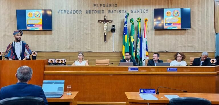 Prefeitura de Laranjeiras entrega Selo Escola Antirracista “Zizinha Guimarães” a 18 instituições de ensino