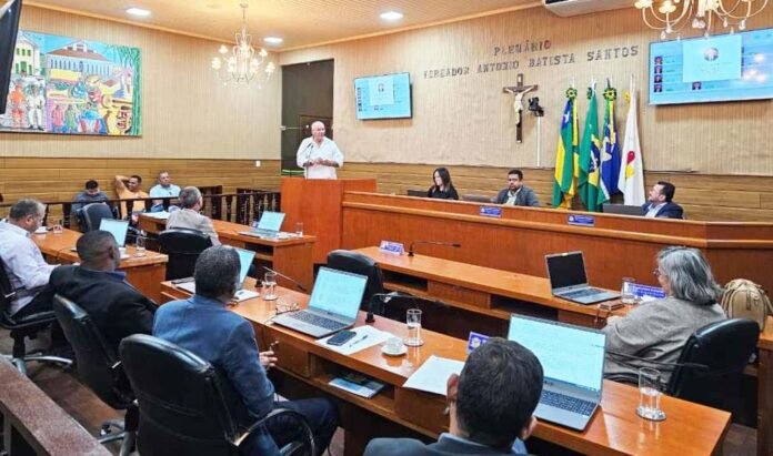 Vereadores denunciam Iguá por falta d’água há 5 dias, ruas destruídas e contas de até R$ 600 em Laranjeiras