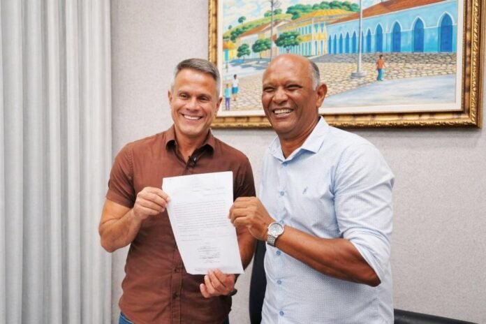 Prefeito Juca de Bala se licencia por 90 dias e vice Luciano da Várzea assume Prefeitura de Laranjeiras