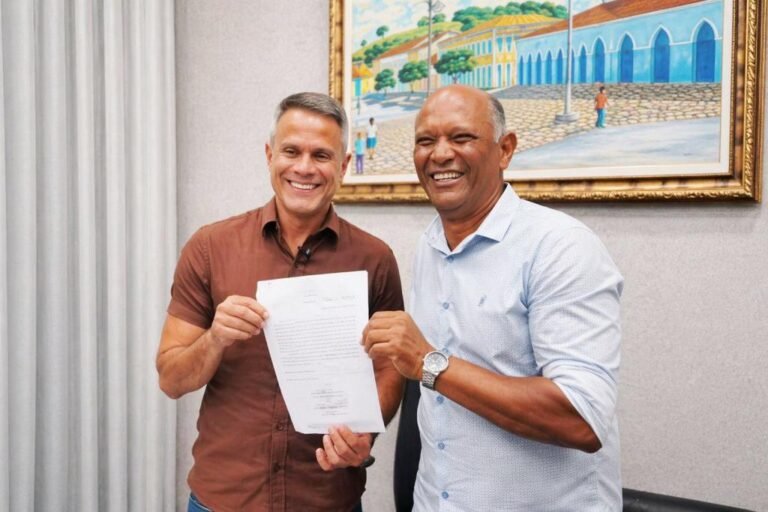 Prefeito Juca de Bala se licencia por 90 dias e vice Luciano da Várzea assume Prefeitura de Laranjeiras