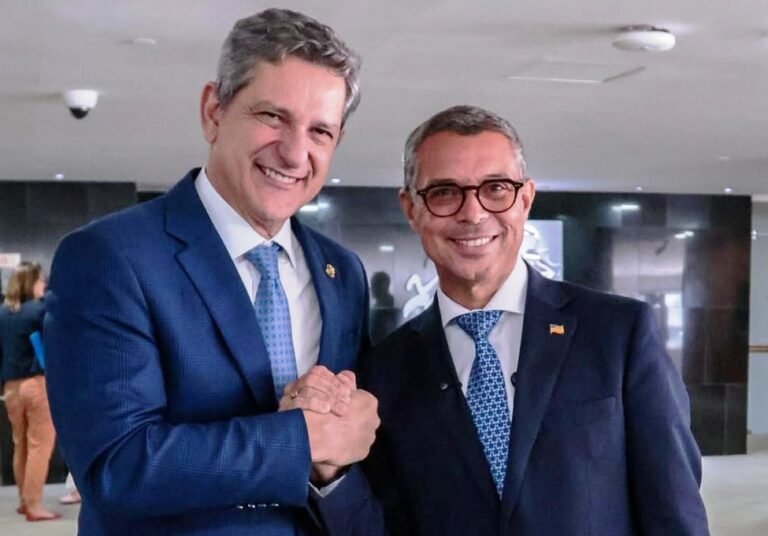 🔴 Após encontro com Lula, Fábio Mitidieri anuncia nova chapa para 2026 em Sergipe